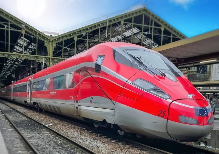 Frecciarossa2 @railway_tgv